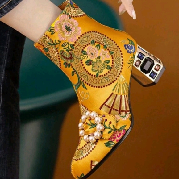 High Heel Boots For Women, Suitable For Cheongsam, With Pearl, Satin - Picture 3 of 15